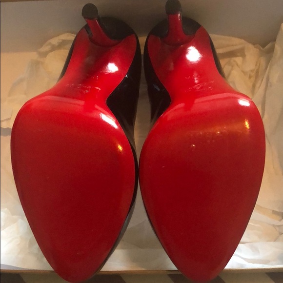 Christian Louboutin heels - Picture 3 of 6